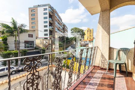 varanda da Suíte 1 de casa para alugar com 4 quartos, 239m² em Alto de Pinheiros, São Paulo