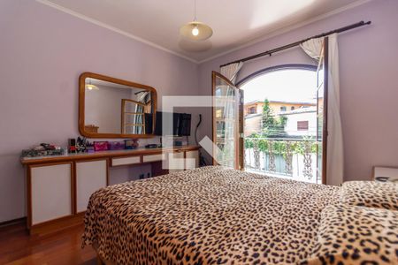 Suíte 1 de casa para alugar com 4 quartos, 239m² em Alto de Pinheiros, São Paulo