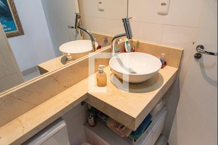 Apartamento à venda com 65m², 2 quartos e 2 vagasBanheiro