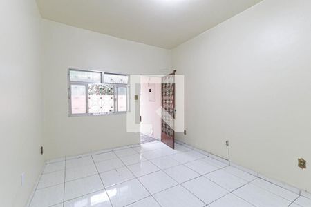 Sala de casa para alugar com 2 quartos, 340m² em Todos Os Santos, Rio de Janeiro