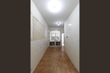 Casa para alugar com 340m², 2 quartos e 2 vagasCozinha