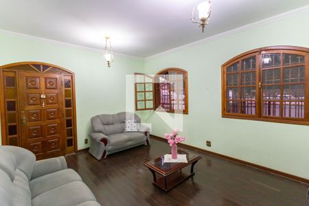 Sala de casa à venda com 4 quartos, 138m² em Esplanada, Belo Horizonte