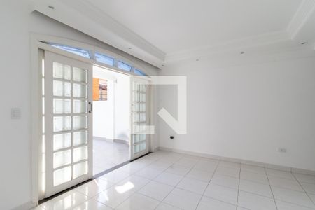 Sala de casa à venda com 4 quartos, 250m² em São Domingos, São Paulo