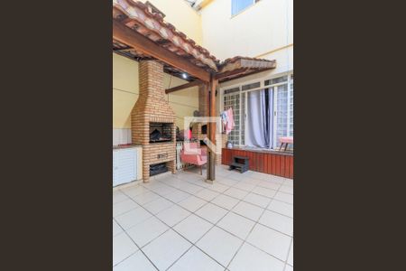 Casa à venda com 300m², 3 quartos e 2 vagasQuintal/Churrasqueira