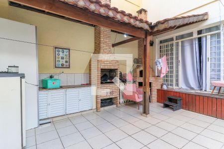 Casa à venda com 300m², 3 quartos e 2 vagasQuintal/Churrasqueira