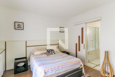 Casa à venda com 300m², 3 quartos e 2 vagasSuíte