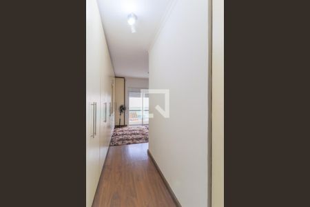 Casa à venda com 300m², 3 quartos e 2 vagasCloset da Suíte