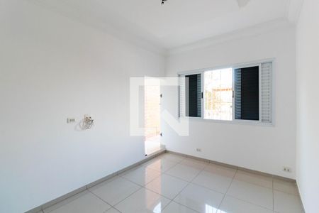 Quarto 1 de casa para alugar com 2 quartos, 130m² em Vila Granada, São Paulo
