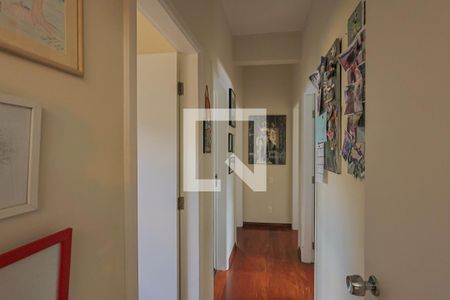 Corredor de apartamento à venda com 4 quartos, 120m² em Sion, Belo Horizonte