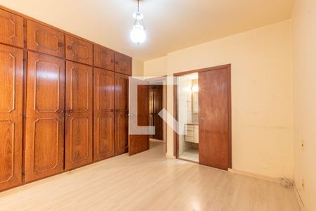 Apartamento para alugar com 232m², 4 quartos e 2 vagasQuarto Suíte