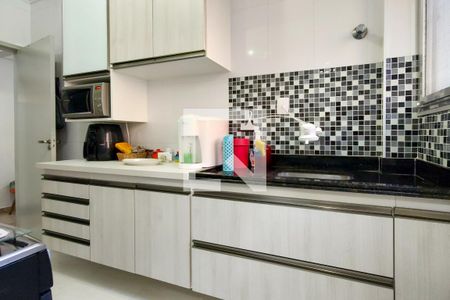 Cozinha de apartamento para alugar com 1 quarto, 48m² em Canto do Forte, Praia Grande