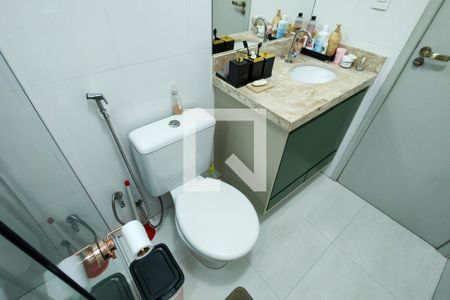 Banheiro de apartamento para alugar com 1 quarto, 48m² em Canto do Forte, Praia Grande