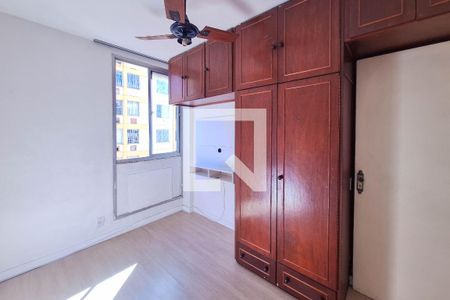 Quarto 1 de apartamento à venda com 2 quartos, 40m² em Fonseca, Niterói