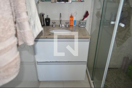 Apartamento à venda com 163m², 4 quartos e 2 vagasBanheiro