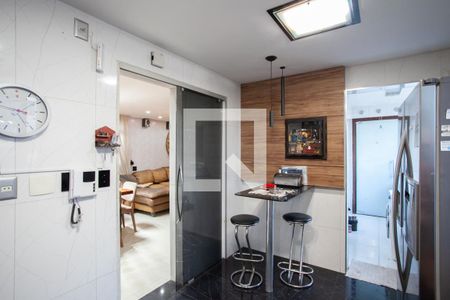 Apartamento à venda com 130m², 4 quartos e 2 vagasCozinha