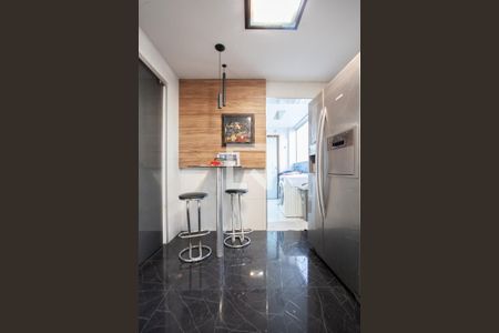 Apartamento à venda com 130m², 4 quartos e 2 vagasCozinha