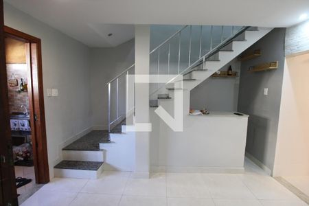 Sala de casa para alugar com 3 quartos, 90m² em Vista Alegre, Rio de Janeiro