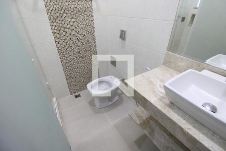 Banheiro da Suíte de casa à venda com 3 quartos, 90m² em Vista Alegre, Rio de Janeiro