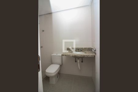 Apartamento à venda com 166m², 2 quartos e 2 vagasBanheiro da Suíte