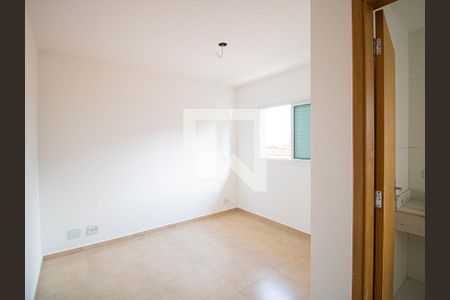 Suíte 2 de casa de condomínio para alugar com 2 quartos, 70m² em Vila Mazzei, São Paulo