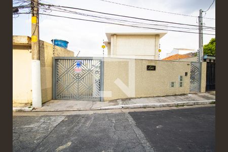 Casa de condomínio para alugar com 70m², 2 quartos e 2 vagasFacha com plaquinha