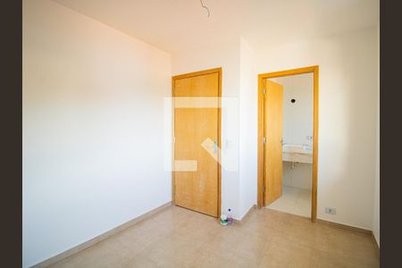 Suíte 1 de casa de condomínio para alugar com 2 quartos, 70m² em Vila Mazzei, São Paulo