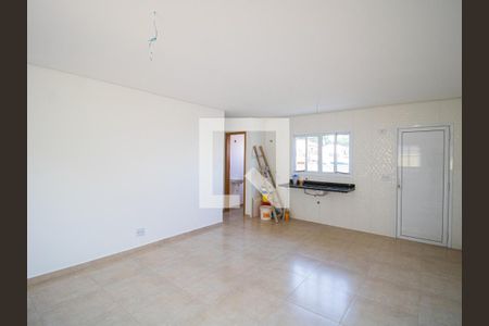 Sala e Cozinha de casa de condomínio para alugar com 2 quartos, 70m² em Vila Mazzei, São Paulo