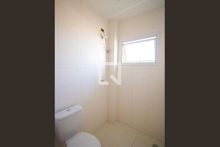 Casa de condomínio para alugar com 70m², 2 quartos e 2 vagasBanheiro da Suíte 1