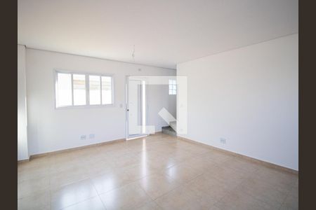 Sala e Cozinha de casa de condomínio para alugar com 2 quartos, 70m² em Vila Mazzei, São Paulo