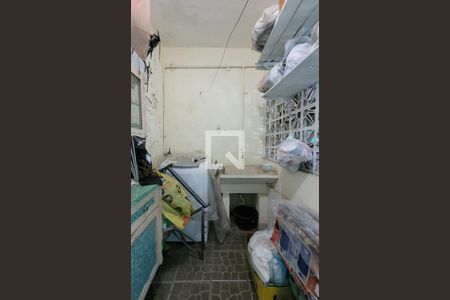 Casa à venda com 160m², 3 quartos e 4 vagas Casa à venda com 160m², 3 quartos e 4 vagasLavanderia