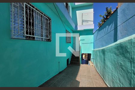 Casa à venda com 160m², 3 quartos e 4 vagas Casa à venda com 160m², 3 quartos e 4 vagasQuintal