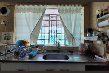 Casa à venda com 160m², 3 quartos e 4 vagas Casa à venda com 160m², 3 quartos e 4 vagasCozinha