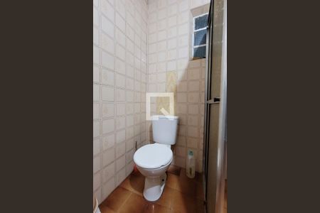 Casa à venda com 160m², 3 quartos e 4 vagas Casa à venda com 160m², 3 quartos e 4 vagasBanheiro