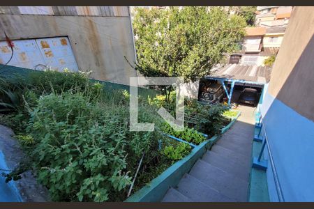 Casa à venda com 160m², 3 quartos e 4 vagas Casa à venda com 160m², 3 quartos e 4 vagasQuintal