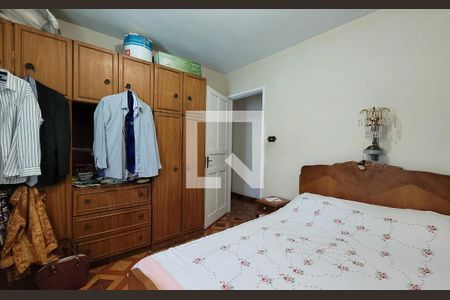 Casa à venda com 160m², 3 quartos e 4 vagas Casa à venda com 160m², 3 quartos e 4 vagasQuarto 2