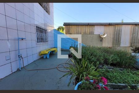 Casa à venda com 160m², 3 quartos e 4 vagas Casa à venda com 160m², 3 quartos e 4 vagasQuintal