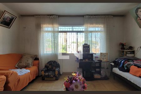 Sala de casa à venda com 3 quartos, 160m² em Vila Curuca, Santo André