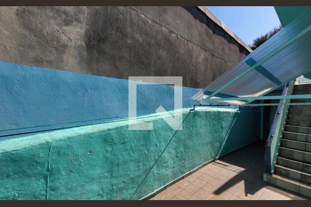 Casa à venda com 160m², 3 quartos e 4 vagas Casa à venda com 160m², 3 quartos e 4 vagasVista