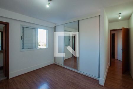 Suíte de apartamento para alugar com 3 quartos, 104m² em Vila Madalena, São Paulo
