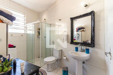 Banheiro de kitnet/studio para alugar com 1 quarto, 54m² em Santa Efigênia, São Paulo
