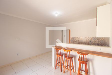 Sala/Cozinha de casa para alugar com 2 quartos, 180m² em Campo Grande, Rio de Janeiro