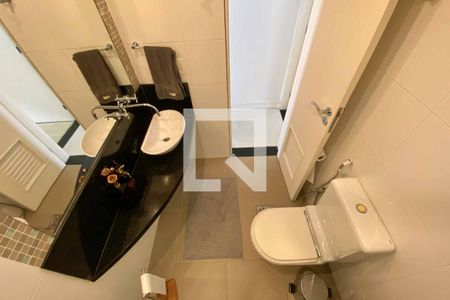 Apartamento à venda com 160m², 3 quartos e 1 vaga Apartamento à venda com 160m², 3 quartos e 1 vagaBanheiro Social