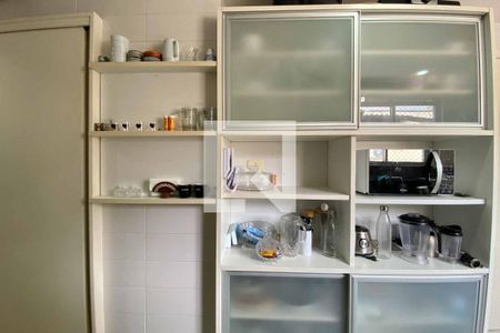 Apartamento à venda com 160m², 3 quartos e 1 vaga Apartamento à venda com 160m², 3 quartos e 1 vagaCozinha