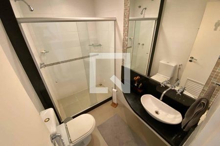 Apartamento à venda com 160m², 3 quartos e 1 vaga Apartamento à venda com 160m², 3 quartos e 1 vagaBanheiro Social