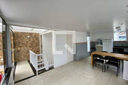 Apartamento à venda com 160m², 3 quartos e 1 vaga Apartamento à venda com 160m², 3 quartos e 1 vaga3º piso