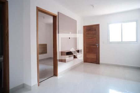 Sala  de apartamento para alugar com 2 quartos, 39m² em Jardim Maringa, São Paulo