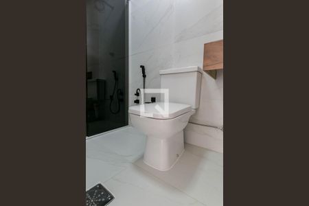 Apartamento para alugar com 186m², 3 quartos e 2 vagas Apartamento para alugar com 186m², 3 quartos e 2 vagasBanheiro 2
