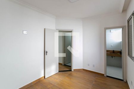 Apartamento para alugar com 186m², 3 quartos e 2 vagas Apartamento para alugar com 186m², 3 quartos e 2 vagasSuíte