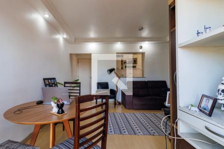Sala de apartamento para alugar com 3 quartos, 77m² em Jardim Caboré, São Paulo
