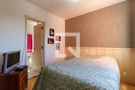 Suíte de apartamento para alugar com 3 quartos, 77m² em Jardim Caboré, São Paulo